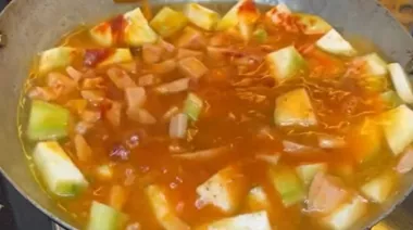 South Indian black chickpea and yam curry topped with crunchy roasted coconut 3